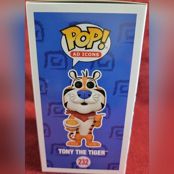 Tony the tiger funko # 232 (nib) With pop protector - Picture 6 of 7